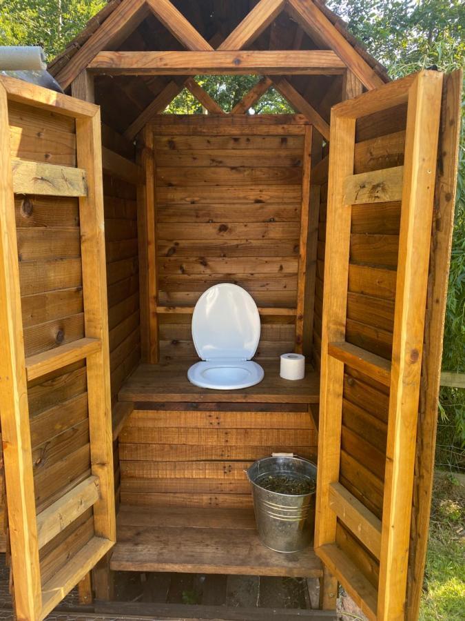 Kingfisher Cabin - Wild Escapes Wrenbury Off Grid Glamping - Ages 12 And Over Baddiley المظهر الخارجي الصورة